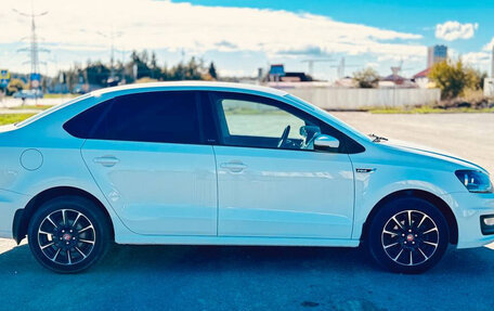 Volkswagen Polo VI (EU Market), 2017 год, 1 090 000 рублей, 5 фотография