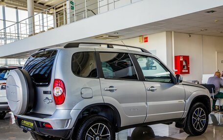 Chevrolet Niva I рестайлинг, 2016 год, 758 000 рублей, 7 фотография