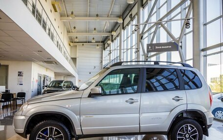 Chevrolet Niva I рестайлинг, 2016 год, 758 000 рублей, 4 фотография