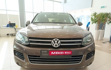 Volkswagen Touareg III, 2012 год, 1 713 000 рублей, 2 фотография