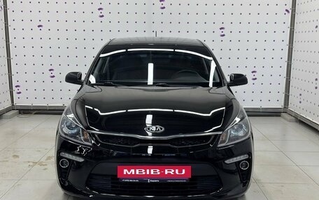 KIA Rio IV, 2018 год, 1 249 000 рублей, 4 фотография
