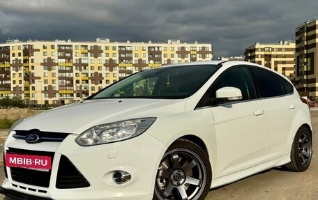 Ford Focus III, 2014 год, 800 000 рублей, 2 фотография