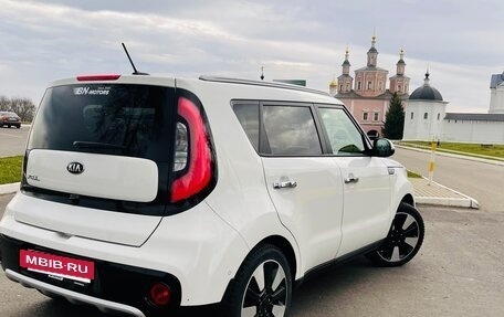KIA Soul II рестайлинг, 2018 год, 1 969 000 рублей, 3 фотография
