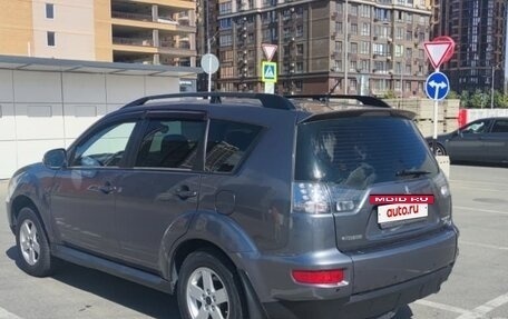 Mitsubishi Outlander III рестайлинг 3, 2011 год, 1 450 000 рублей, 3 фотография
