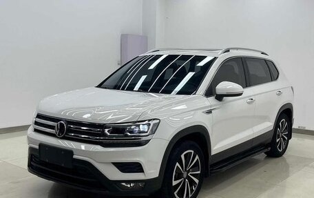 Volkswagen Tharu, 2022 год, 1 880 000 рублей, 2 фотография