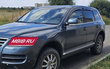 Volkswagen Touareg III, 2005 год, 700 000 рублей, 2 фотография