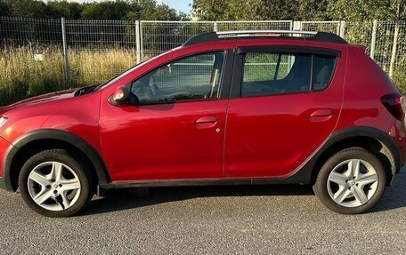 Renault Sandero II рестайлинг, 2017 год, 899 000 рублей, 4 фотография