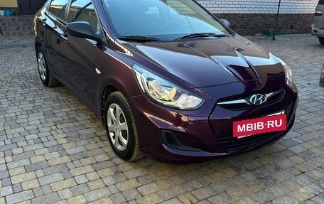 Hyundai Solaris II рестайлинг, 2012 год, 949 000 рублей, 3 фотография