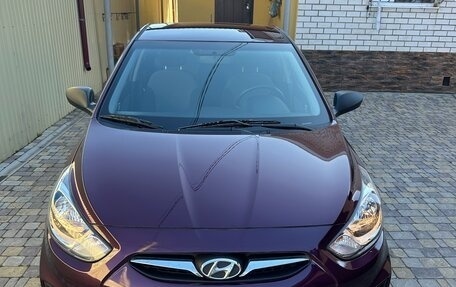 Hyundai Solaris II рестайлинг, 2012 год, 949 000 рублей, 2 фотография