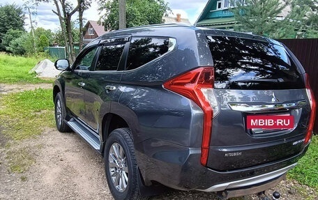Mitsubishi Pajero Sport III рестайлинг, 2019 год, 2 750 000 рублей, 4 фотография