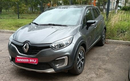 Renault Kaptur I рестайлинг, 2018 год, 1 400 000 рублей, 2 фотография