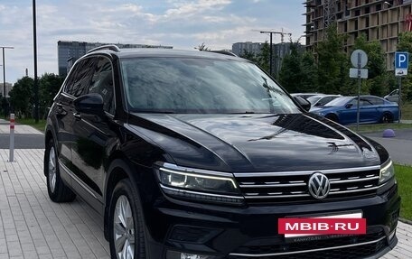 Volkswagen Tiguan II, 2017 год, 2 300 000 рублей, 3 фотография