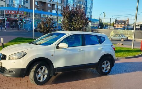 Nissan Qashqai, 2013 год, 950 000 рублей, 2 фотография