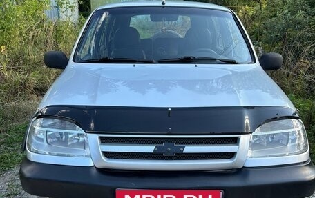 Chevrolet Niva I рестайлинг, 2004 год, 320 000 рублей, 3 фотография