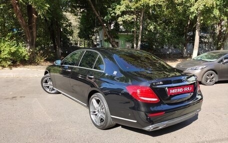 Mercedes-Benz E-Класс, 2016 год, 3 000 000 рублей, 6 фотография