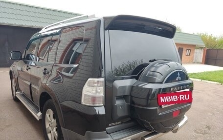 Mitsubishi Pajero IV, 2008 год, 1 900 000 рублей, 2 фотография