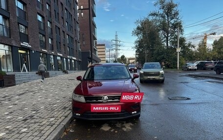 Volkswagen Tiguan II, 2017 год, 2 021 000 рублей, 2 фотография
