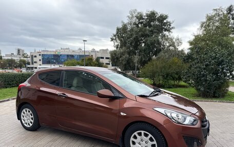 Hyundai i30 II рестайлинг, 2013 год, 655 000 рублей, 2 фотография