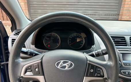 Hyundai Solaris II рестайлинг, 2015 год, 1 100 000 рублей, 5 фотография