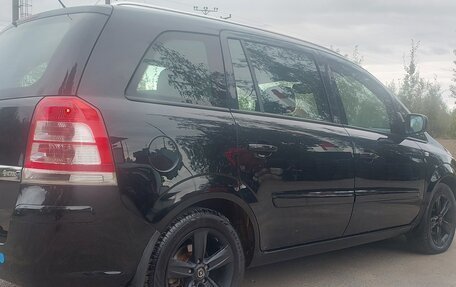 Opel Zafira B, 2013 год, 725 000 рублей, 4 фотография