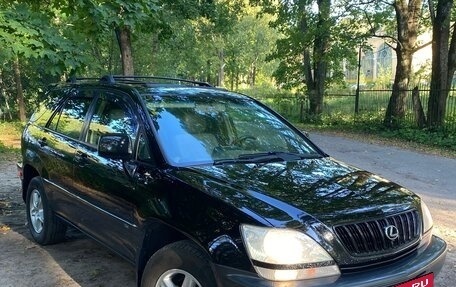 Lexus RX IV рестайлинг, 2002 год, 730 000 рублей, 3 фотография