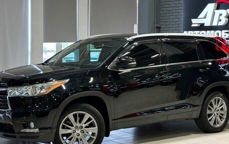 Toyota Highlander III, 2014 год, 3 597 000 рублей, 2 фотография