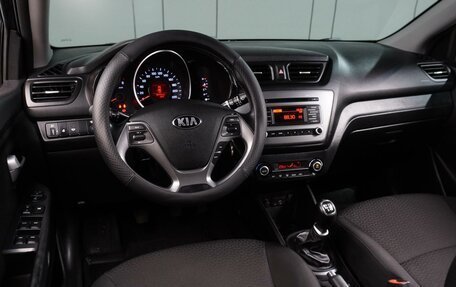 KIA Rio III рестайлинг, 2016 год, 1 199 000 рублей, 6 фотография