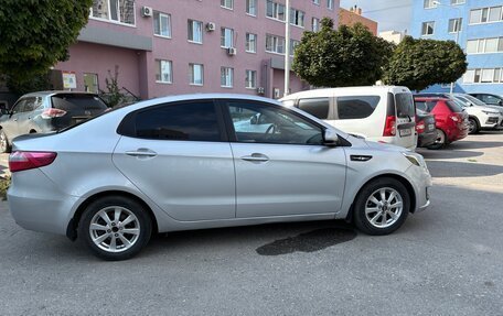 KIA Rio III рестайлинг, 2014 год, 780 000 рублей, 2 фотография