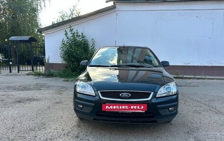 Ford Focus II рестайлинг, 2006 год, 525 000 рублей, 2 фотография