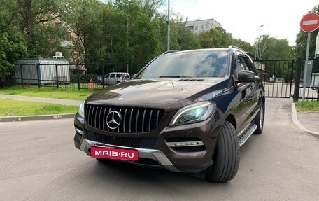 Mercedes-Benz M-Класс, 2013 год, 2 450 000 рублей, 4 фотография