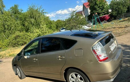 Toyota Prius, 2007 год, 860 000 рублей, 2 фотография