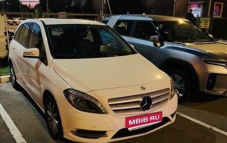 Mercedes-Benz B-Класс, 2014 год, 1 250 000 рублей, 3 фотография