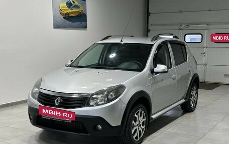 Renault Sandero I, 2013 год, 829 900 рублей, 3 фотография