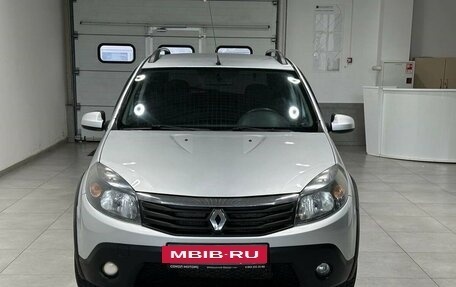 Renault Sandero I, 2013 год, 829 900 рублей, 2 фотография