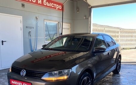 Volkswagen Jetta VI, 2012 год, 1 000 000 рублей, 3 фотография