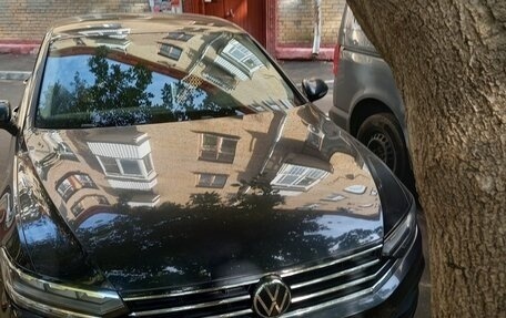 Volkswagen Passat B8 рестайлинг, 2021 год, 2 450 000 рублей, 2 фотография