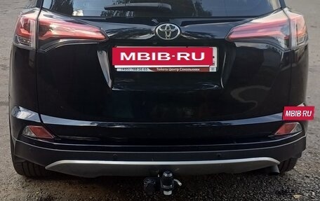 Toyota RAV4, 2018 год, 3 250 000 рублей, 4 фотография