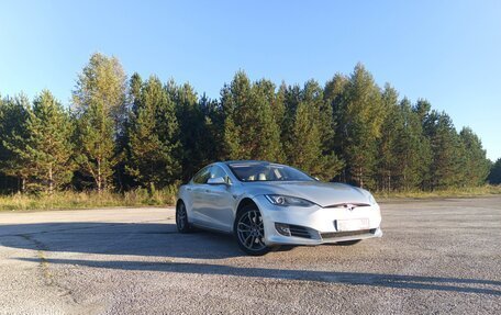 Tesla Model S I, 2013 год, 2 500 000 рублей, 2 фотография