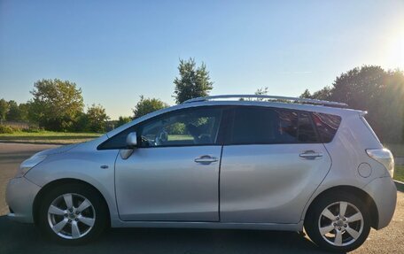 Toyota Verso I, 2010 год, 1 195 000 рублей, 2 фотография