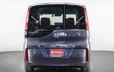 Honda Stepwgn IV, 2020 год, 2 100 000 рублей, 4 фотография