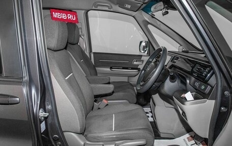 Honda Stepwgn IV, 2020 год, 2 100 000 рублей, 5 фотография
