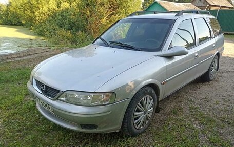 Opel Vectra B рестайлинг, 2001 год, 183 000 рублей, 3 фотография