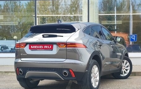 Jaguar E-Pace, 2019 год, 2 450 000 рублей, 4 фотография