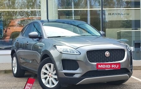 Jaguar E-Pace, 2019 год, 2 450 000 рублей, 3 фотография