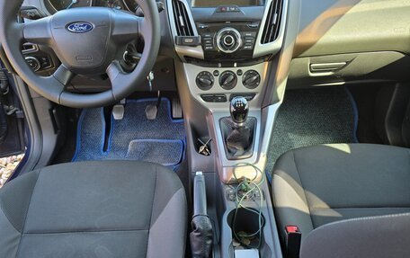 Ford Focus III, 2011 год, 560 000 рублей, 2 фотография