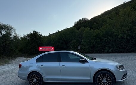 Volkswagen Jetta VI, 2015 год, 1 350 000 рублей, 3 фотография