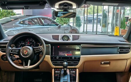 Porsche Macan I рестайлинг, 2025 год, 11 980 000 рублей, 3 фотография