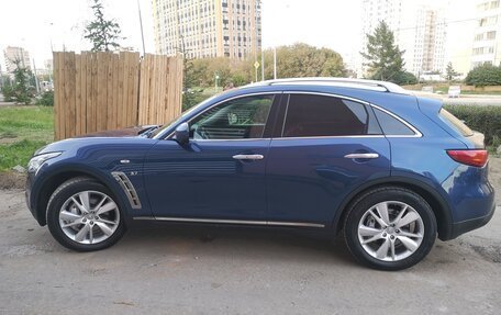 Infiniti QX70, 2017 год, 2 750 000 рублей, 2 фотография