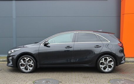 KIA cee'd III, 2018 год, 1 899 000 рублей, 2 фотография