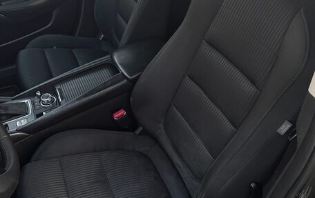 Mazda 6, 2015 год, 1 700 000 рублей, 11 фотография